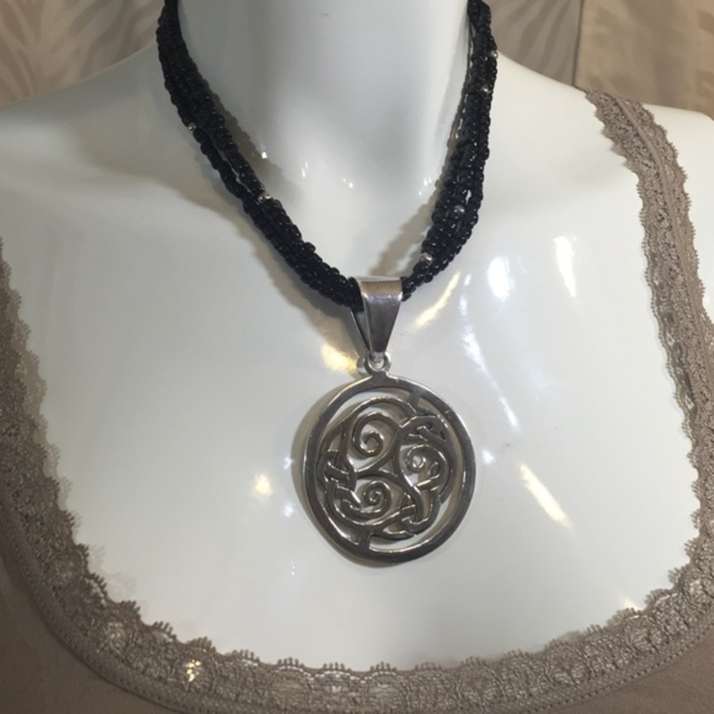 Silpada black and silver beaded necklace